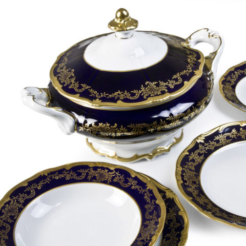 Servizio piatti fine porcellana tedesca decorato a mano oro e cobalto - Caterina
